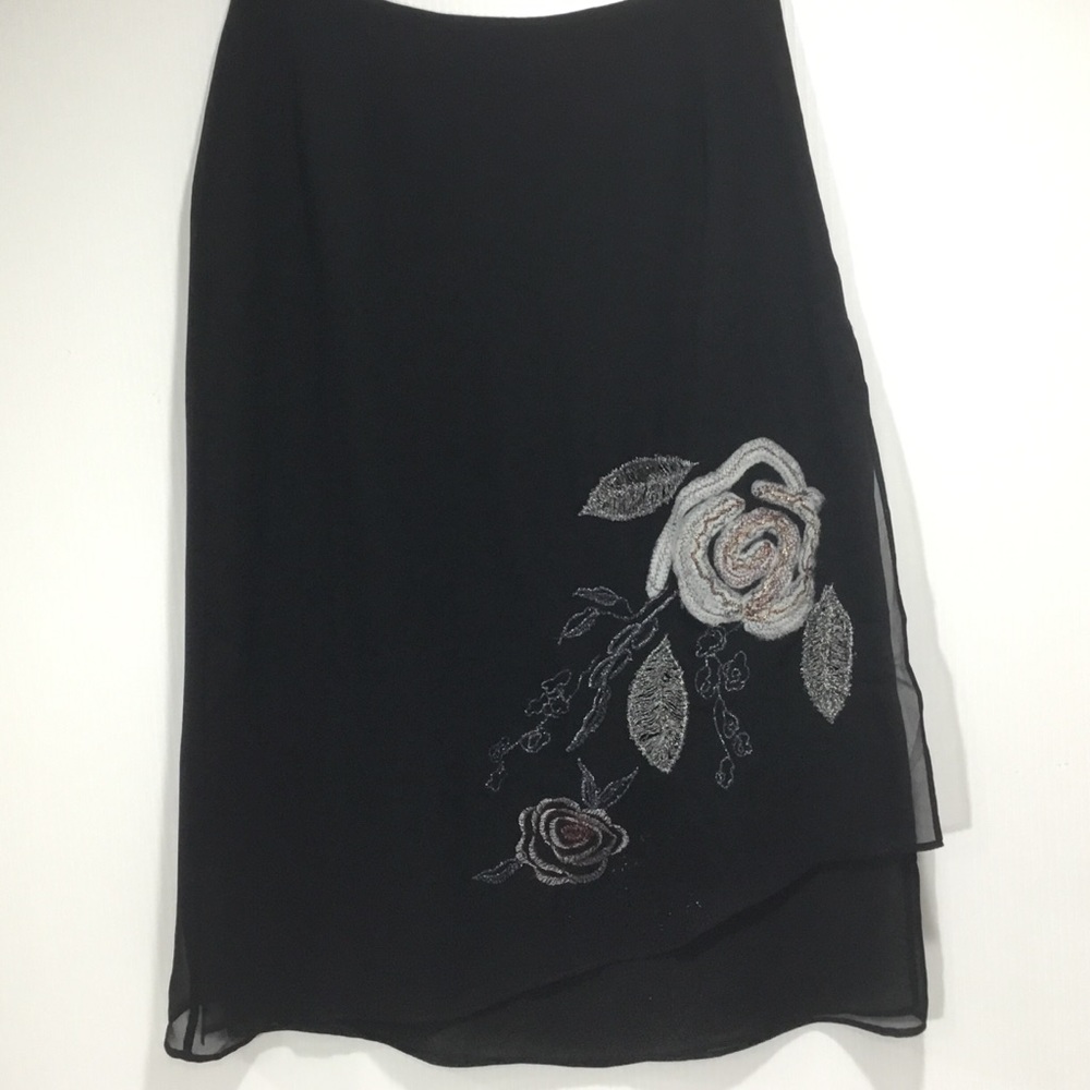 BCBG Maxazria Black Embellished Silk Skirt Size 4